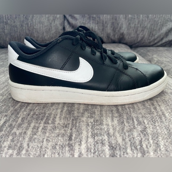 Nike Court Royale 2 - Picture 5 of 6